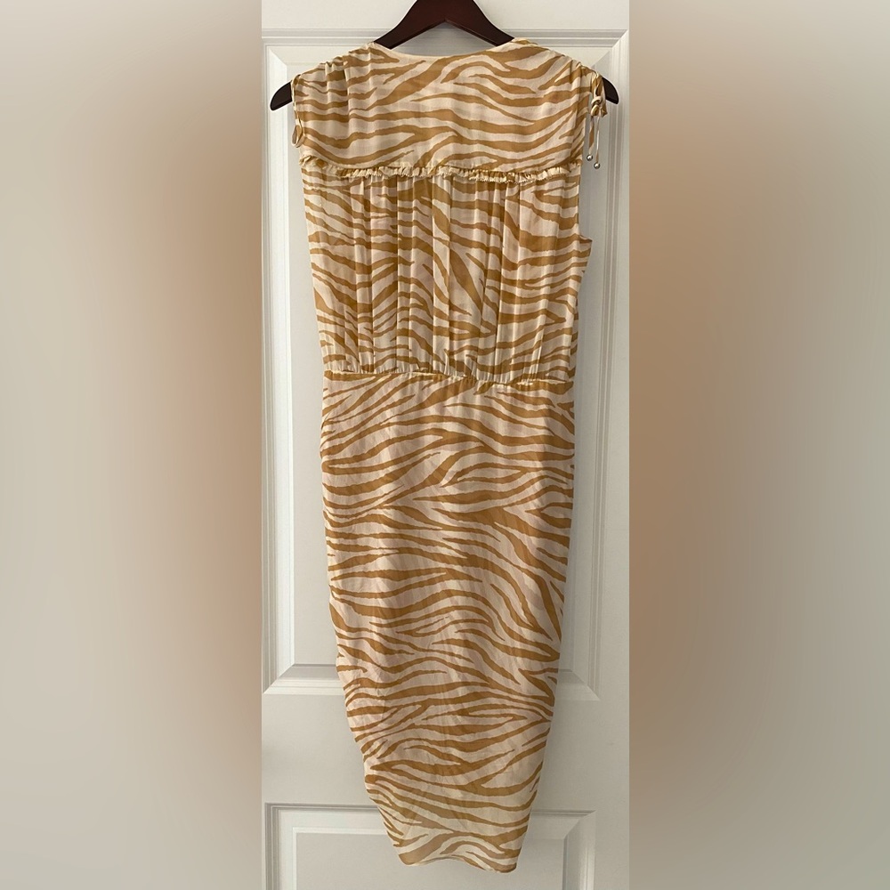 NWOT Veronica Beard Soheyla Ruched Tiger Print Silk Georgette Dress Size 10 - Picture 9 of 11